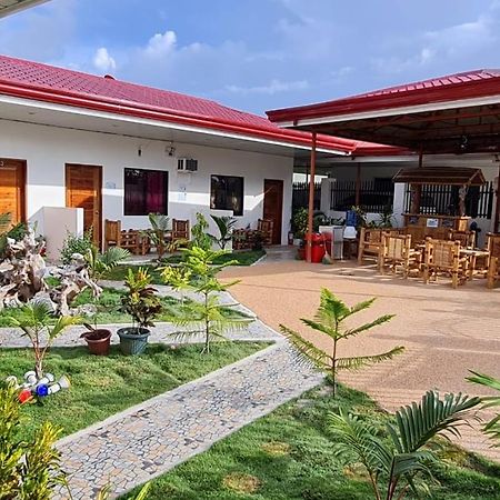 Babas Guesthouse Moalboal Zewnętrze zdjęcie