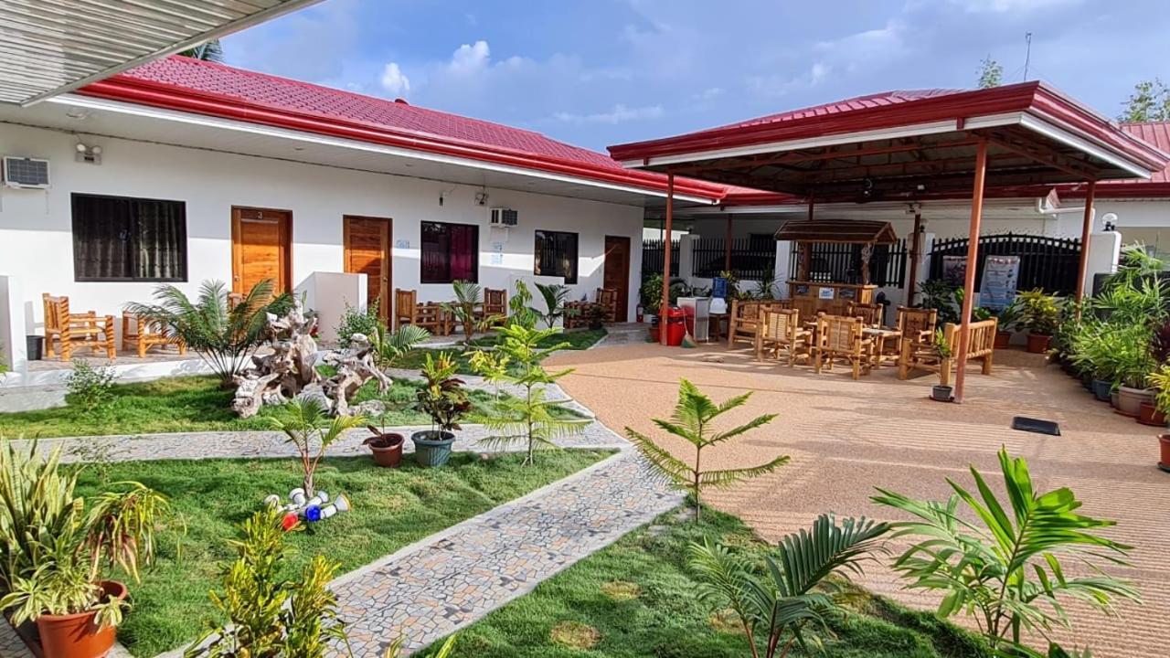 Babas Guesthouse Moalboal Zewnętrze zdjęcie