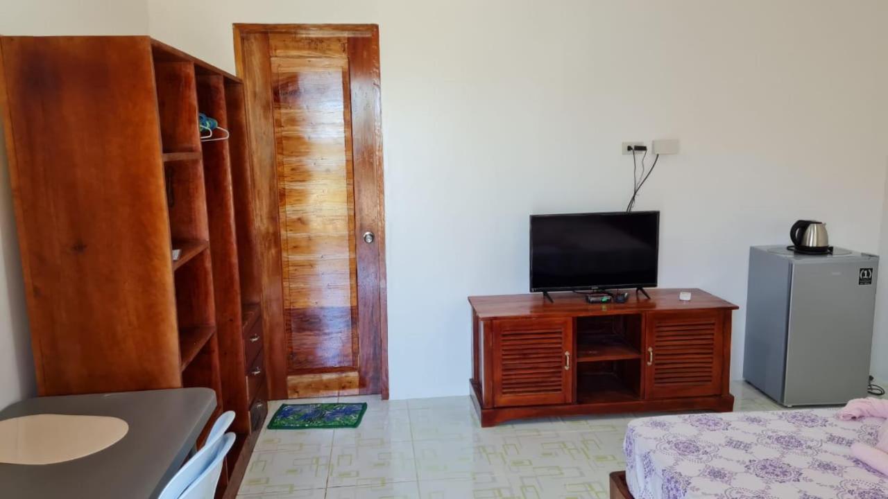 Babas Guesthouse Moalboal Zewnętrze zdjęcie