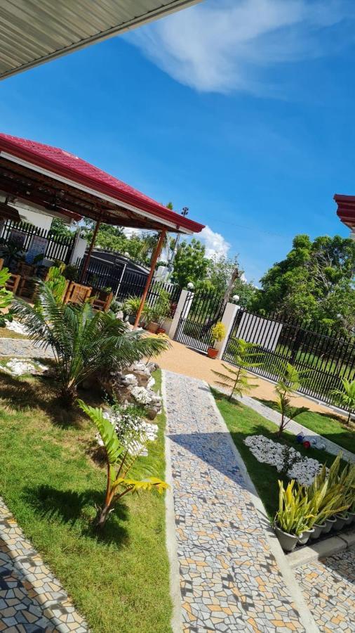 Babas Guesthouse Moalboal Zewnętrze zdjęcie