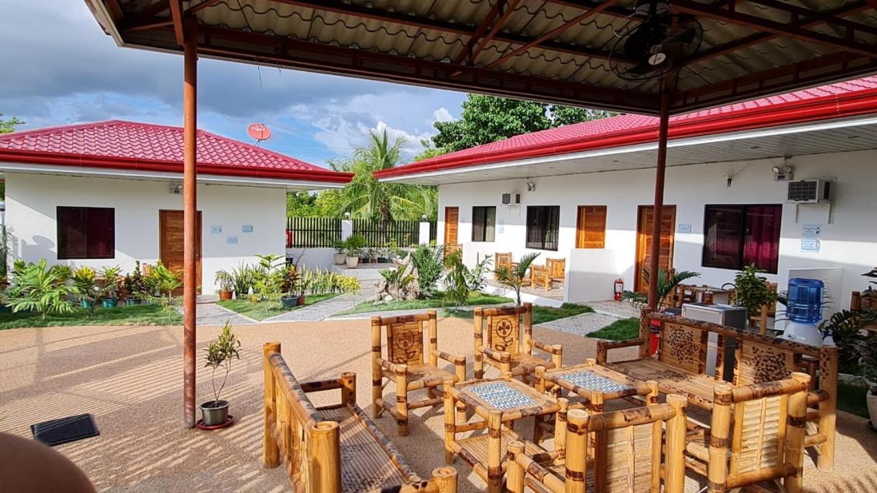 Babas Guesthouse Moalboal Zewnętrze zdjęcie