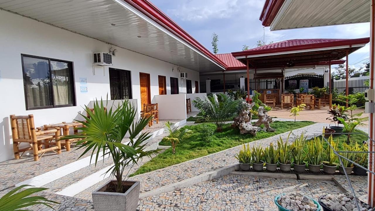 Babas Guesthouse Moalboal Zewnętrze zdjęcie